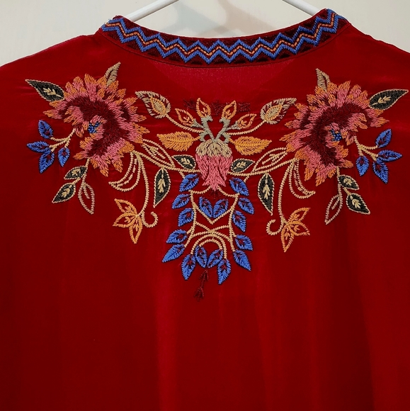 Johnny Was R-Mona Tiered Top - Picture 6 of 13